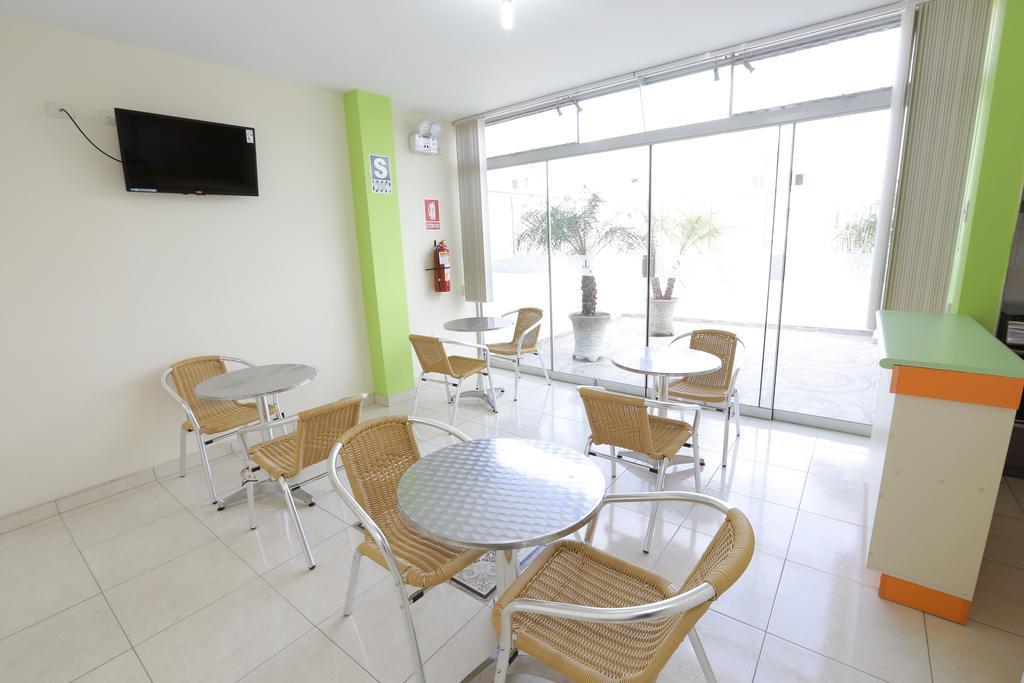 Hostal Florida Chiclayo Zewnętrze zdjęcie