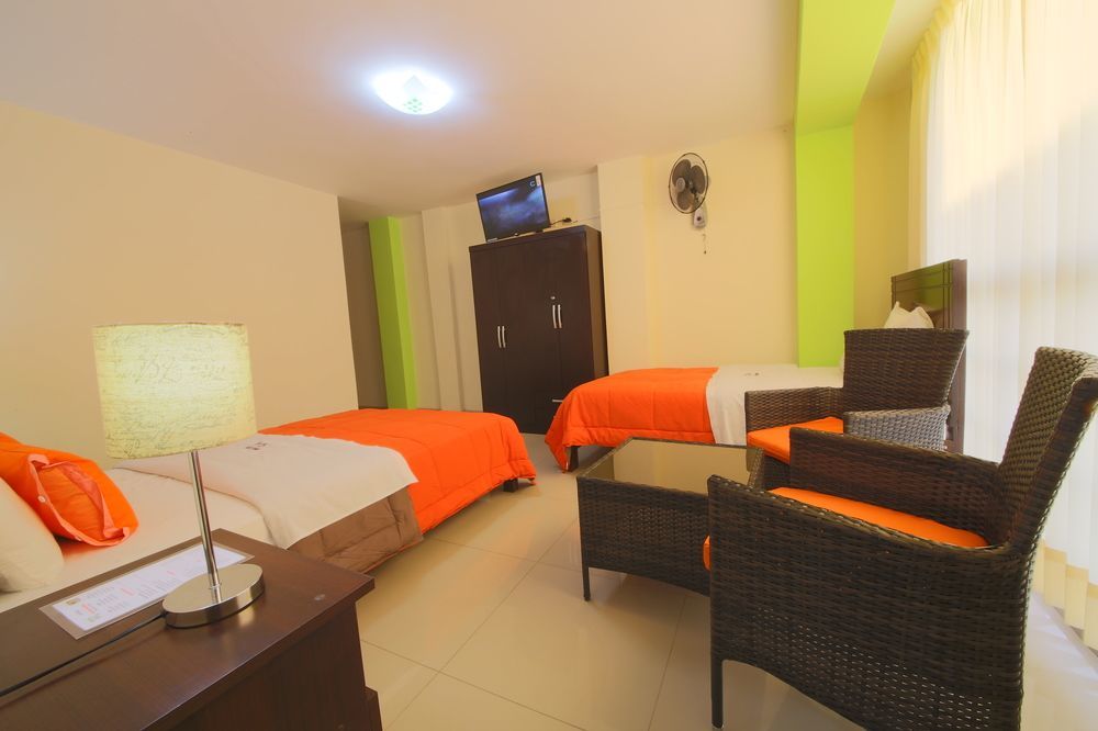 Hostal Florida Chiclayo Zewnętrze zdjęcie