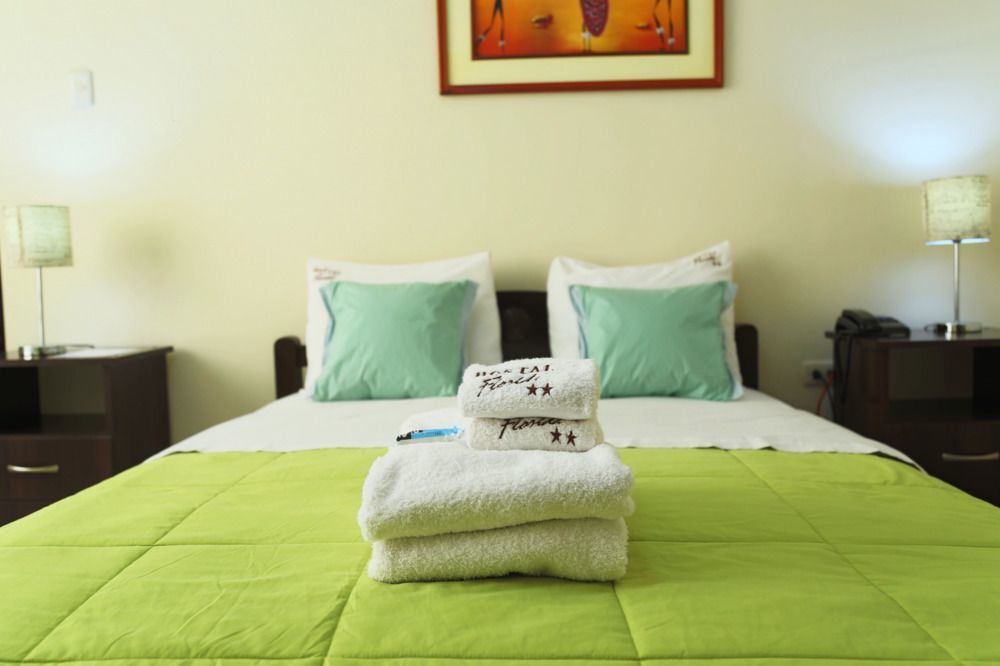 Hostal Florida Chiclayo Zewnętrze zdjęcie